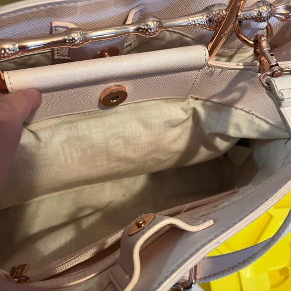 Loungefly Harry Potter Elder Wand Handbag - Pink - Picture 6 of 6